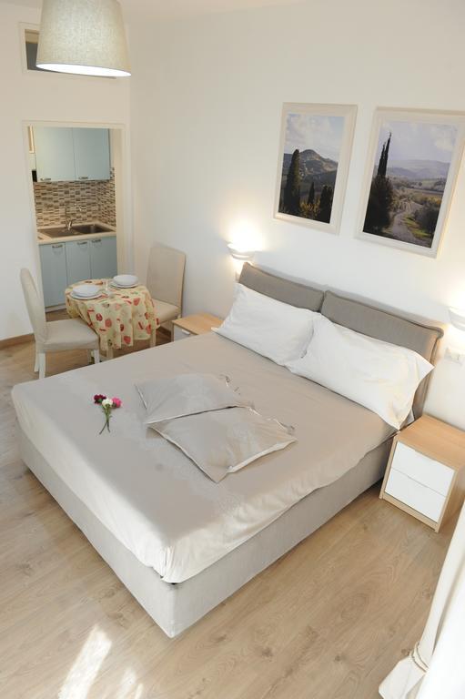 Piccolo Borgo Antico Hotel ฟลอเรนซ์ ภายนอก รูปภาพ